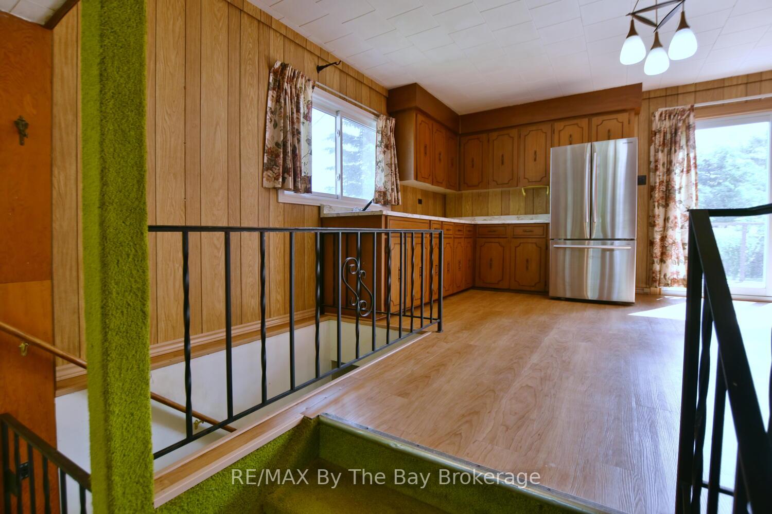 Photo 10 of 473 Maple Street, Collingwood — HOMEH