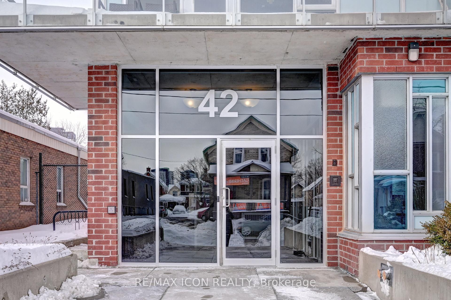 Photo 4 of Unit 203, 42 Bridgeport Road E, Waterloo — HOMEH