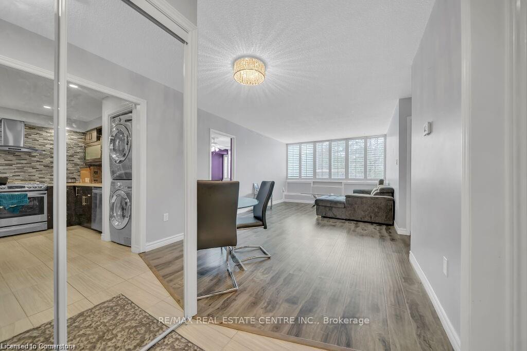 Photo 6 of Unit 311, 3227 King Street E, Kitchener, Chicopee/Freeport — HOMEH
