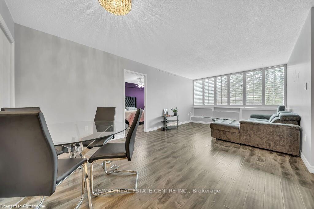 Photo 7 of Unit 311, 3227 King Street E, Kitchener, Chicopee/Freeport — HOMEH