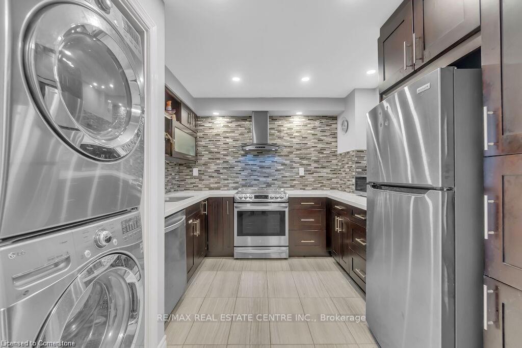 Photo 13 of Unit 311, 3227 King Street E, Kitchener, Chicopee/Freeport — HOMEH