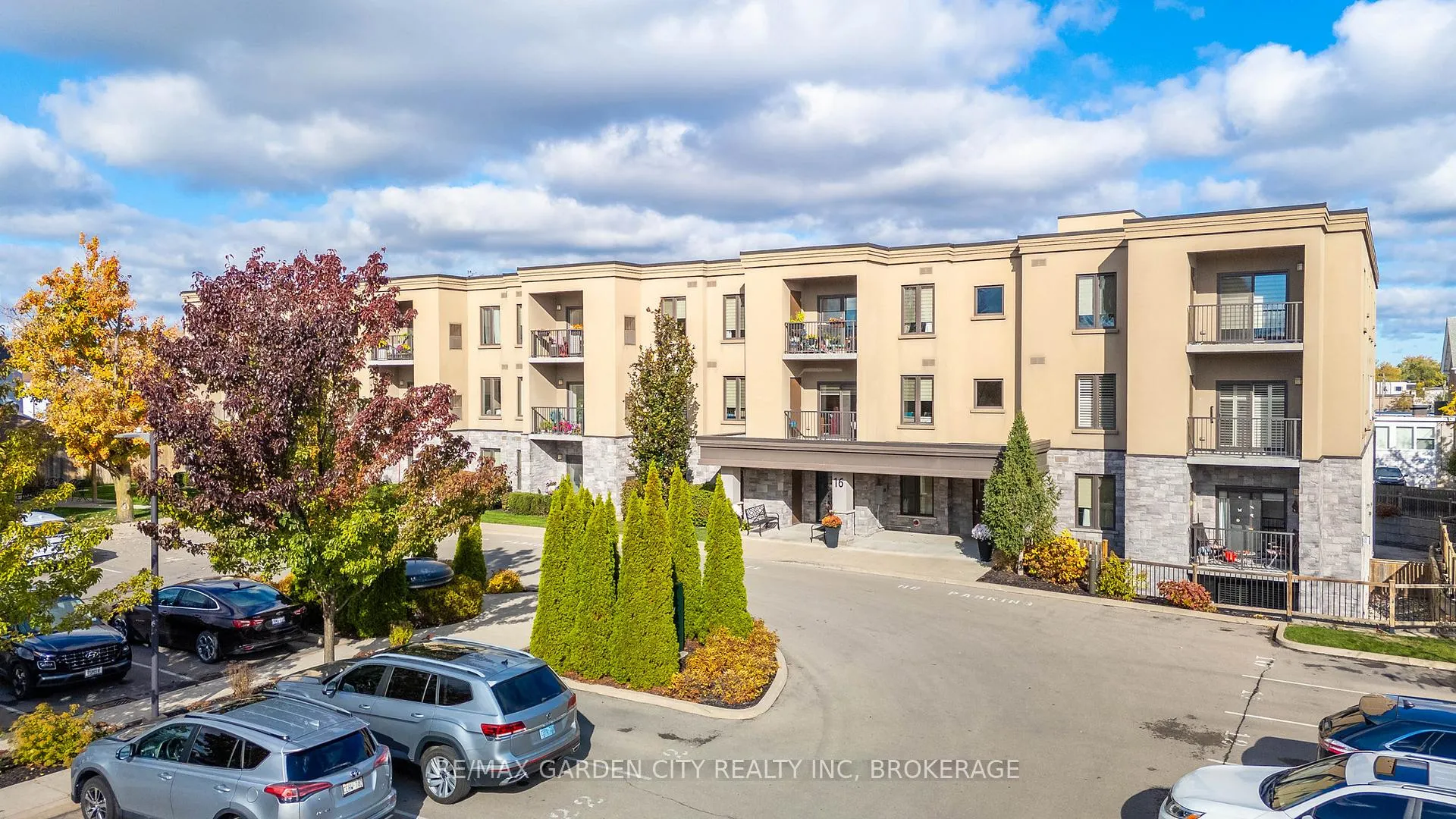 Front of Unit 307, 16 Sullivan Avenue