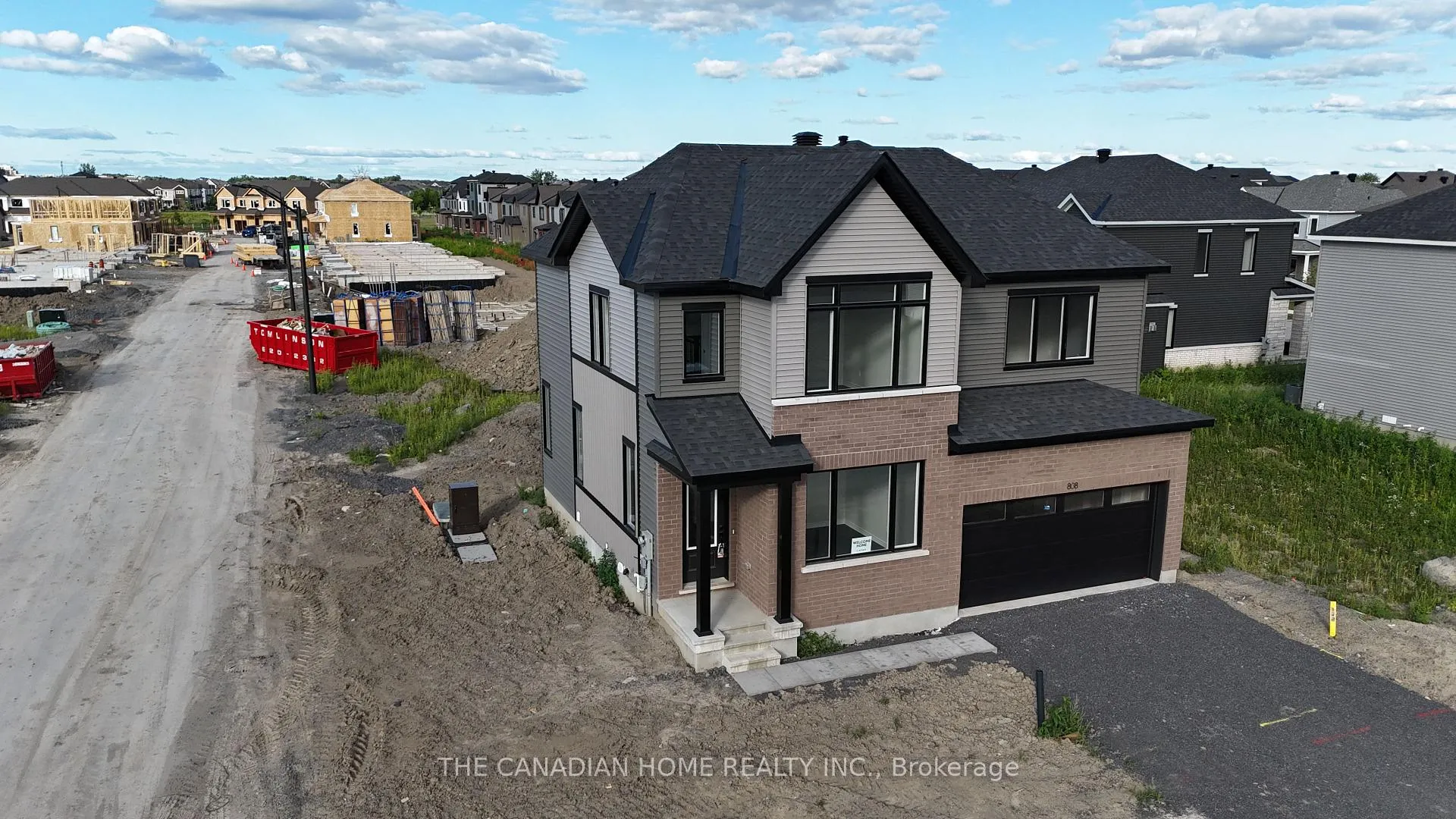 Photo 2 of 808 Anemone Mews, Ottawa, Barrhaven - Heritage Park — HOMEH