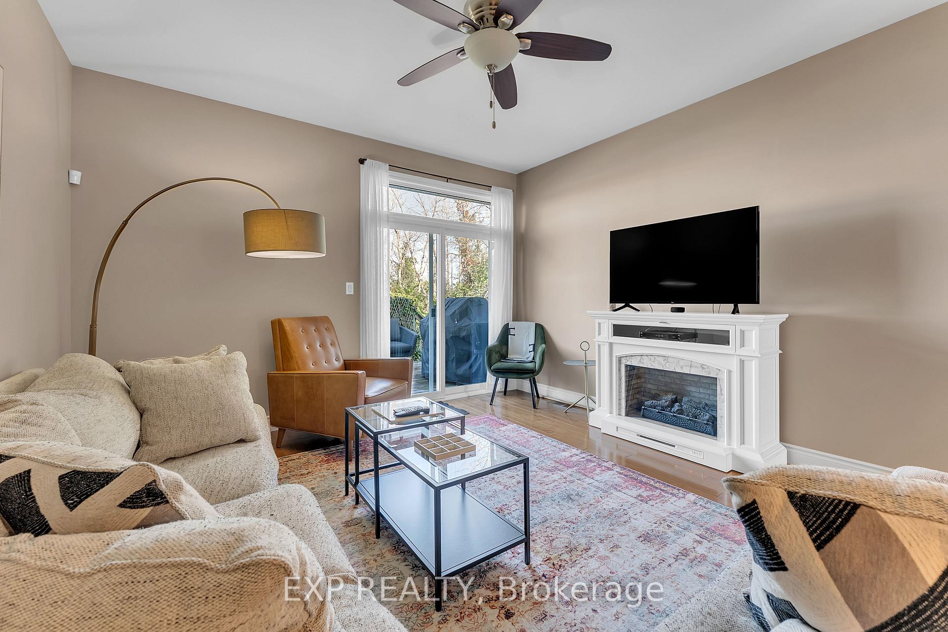 Photo 17 of 39 Hanover Court, Belleville, Thurlow Ward — HOMEH