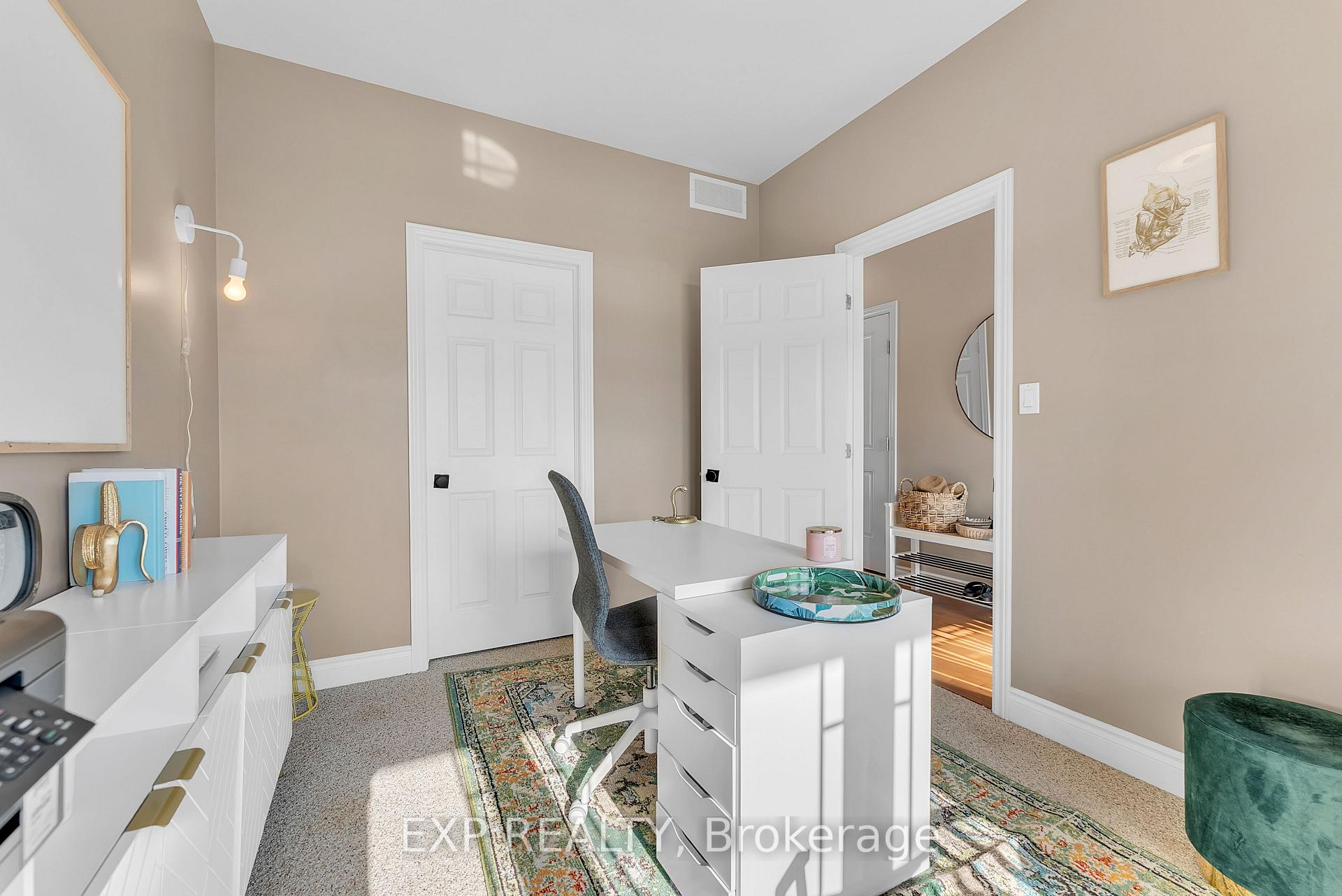 Photo 23 of 39 Hanover Court, Belleville, Thurlow Ward — HOMEH