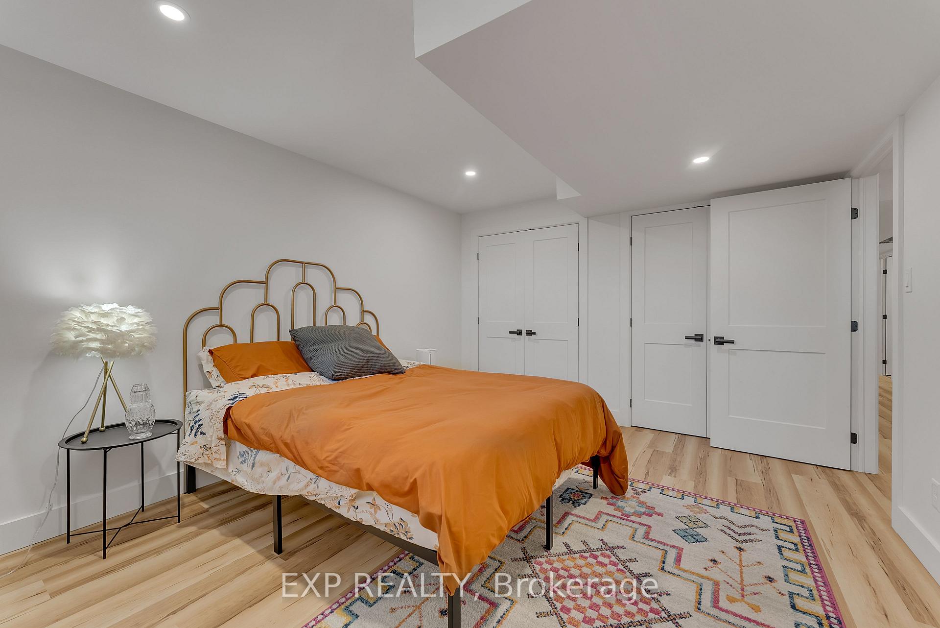 Photo 38 of 39 Hanover Court, Belleville, Thurlow Ward — HOMEH