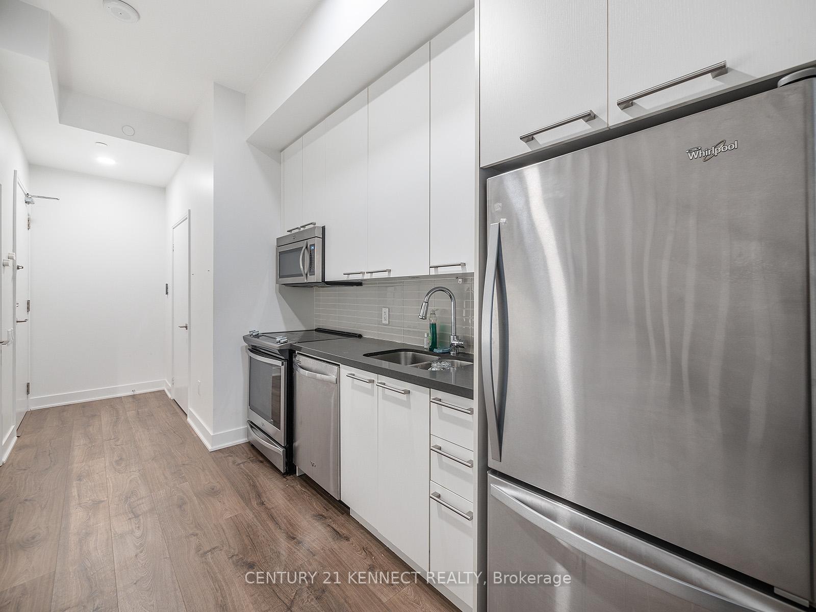 Photo 11 of Unit Th4, 30 Roehampton Avenue, Toronto, Mount Pleasant West — HOMEH
