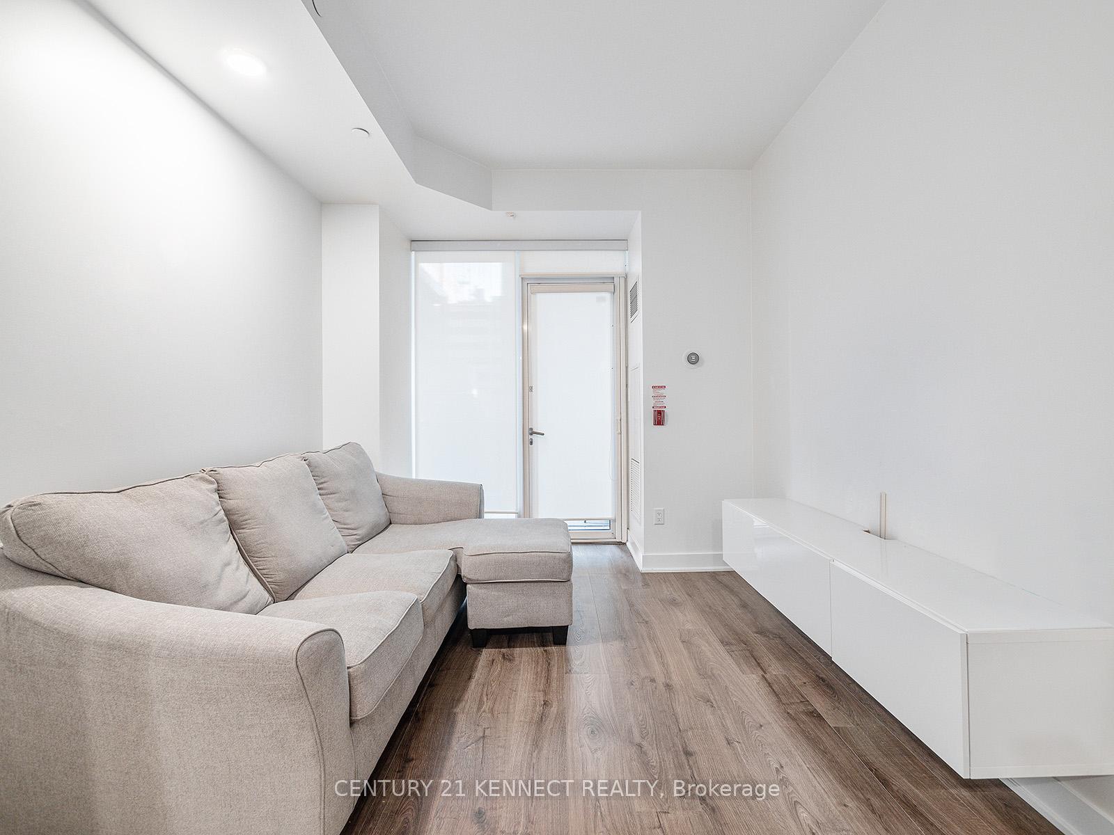Photo 32 of Unit Th4, 30 Roehampton Avenue, Toronto, Mount Pleasant West — HOMEH