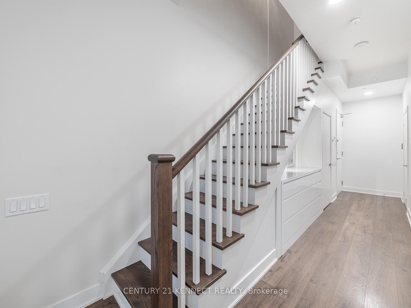 Photo 19 of Unit Th4, 30 Roehampton Avenue, Toronto, Mount Pleasant West — HOMEH