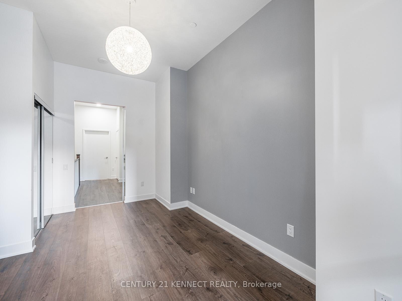 Photo 24 of Unit Th4, 30 Roehampton Avenue, Toronto, Mount Pleasant West — HOMEH