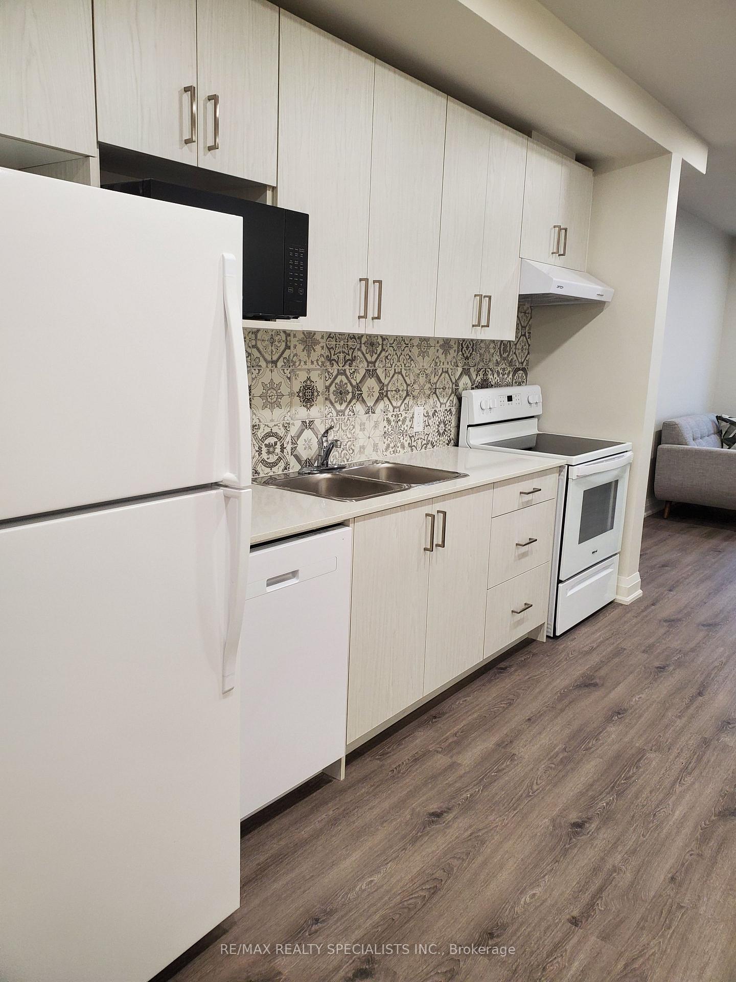 Photo 3 of Unit 201, 307 King Street E, Hamilton, Beasley — HOMEH
