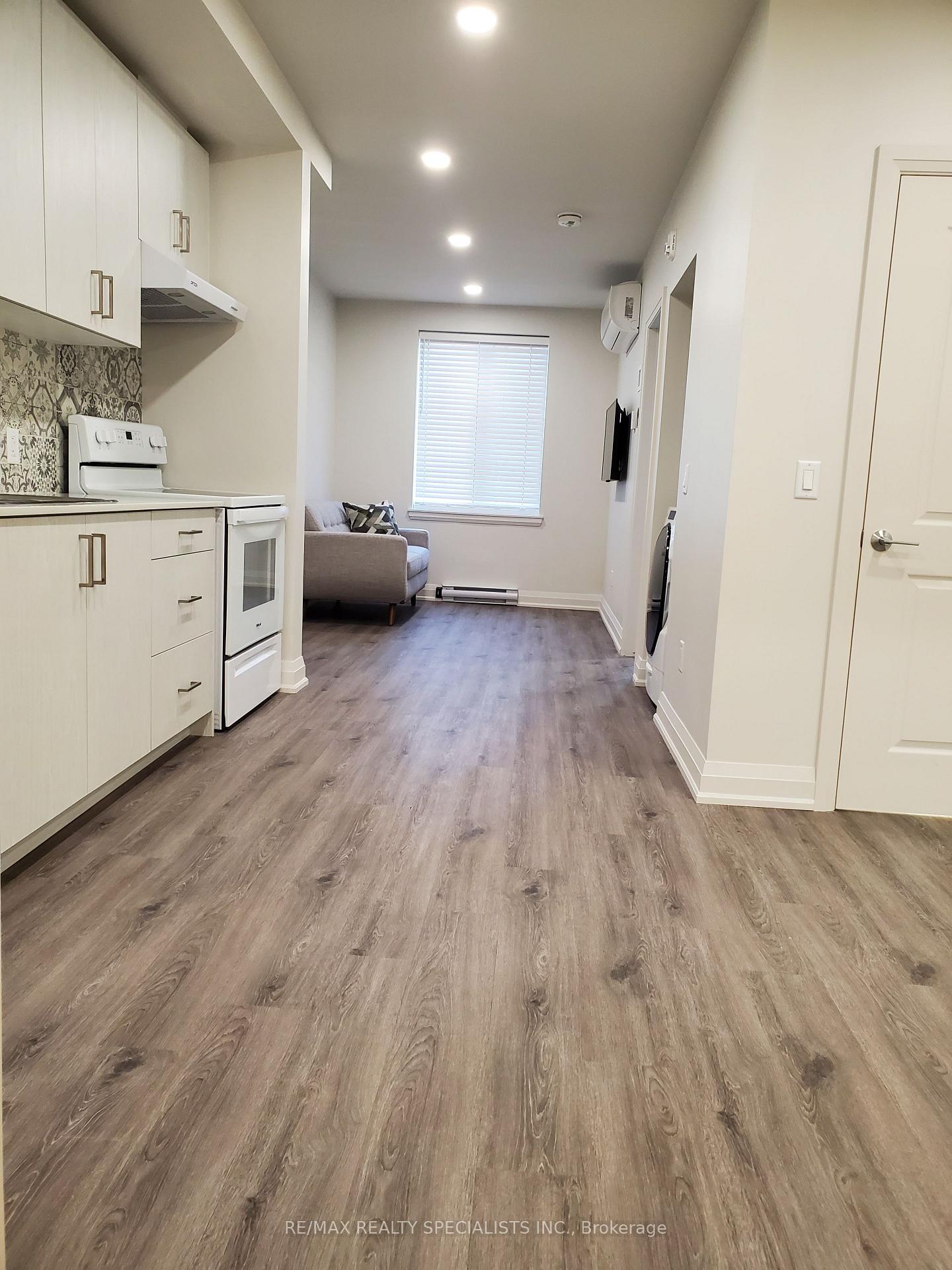 Photo 5 of Unit 201, 307 King Street E, Hamilton, Beasley — HOMEH