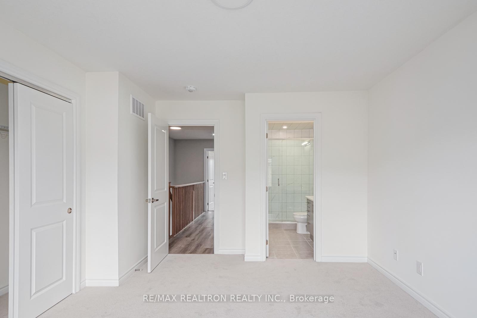 Photo 6 of Unit 2, 33 Dawson Drive, Collingwood — HOMEH