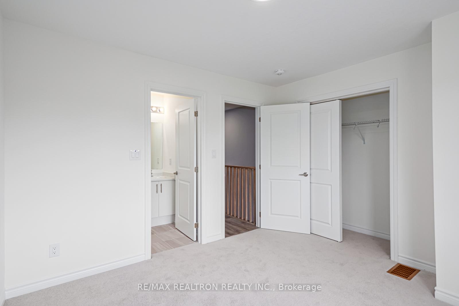 Photo 9 of Unit 2, 33 Dawson Drive, Collingwood — HOMEH