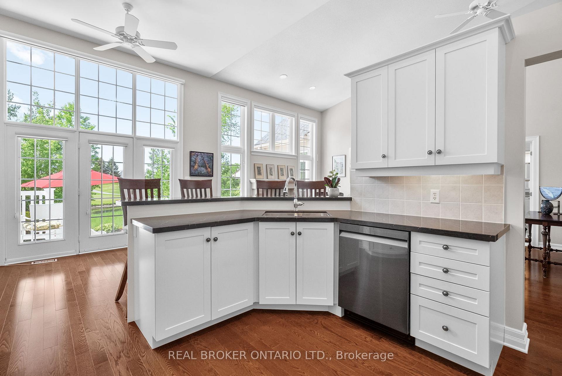 Photo 18 of 306 Calabar Court, Ottawa, Barrhaven - Stonebridge — HOMEH