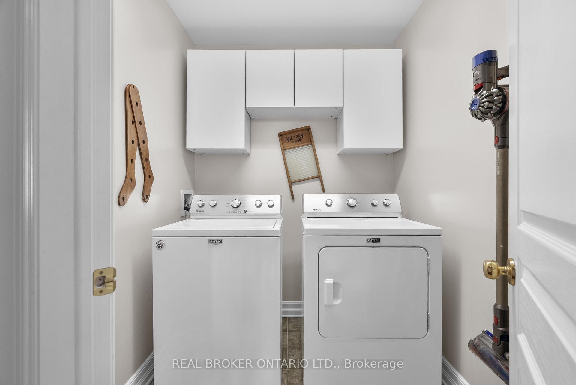 Photo 31 of 306 Calabar Court, Ottawa, Barrhaven - Stonebridge — HOMEH