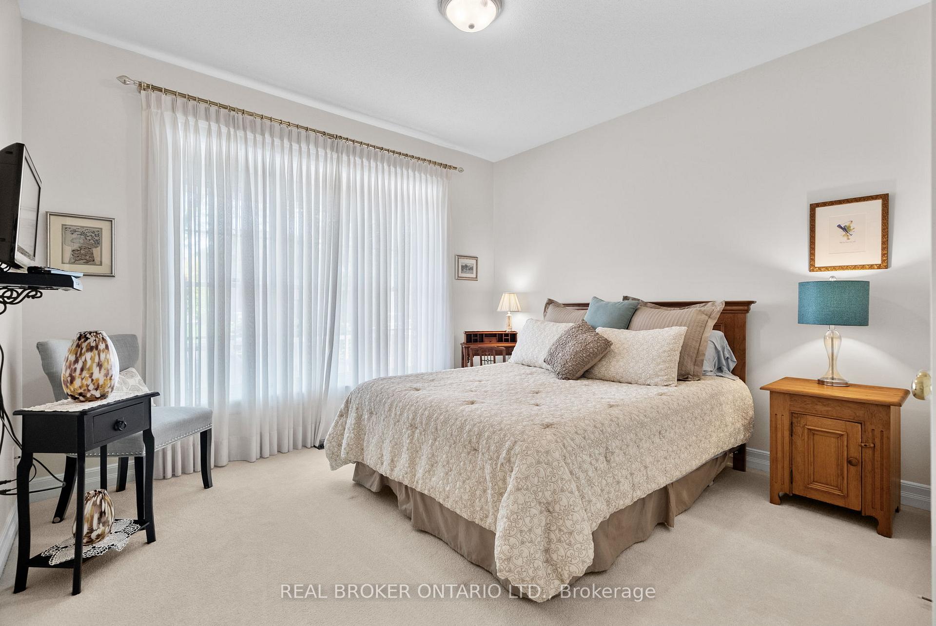 Photo 33 of 306 Calabar Court, Ottawa, Barrhaven - Stonebridge — HOMEH