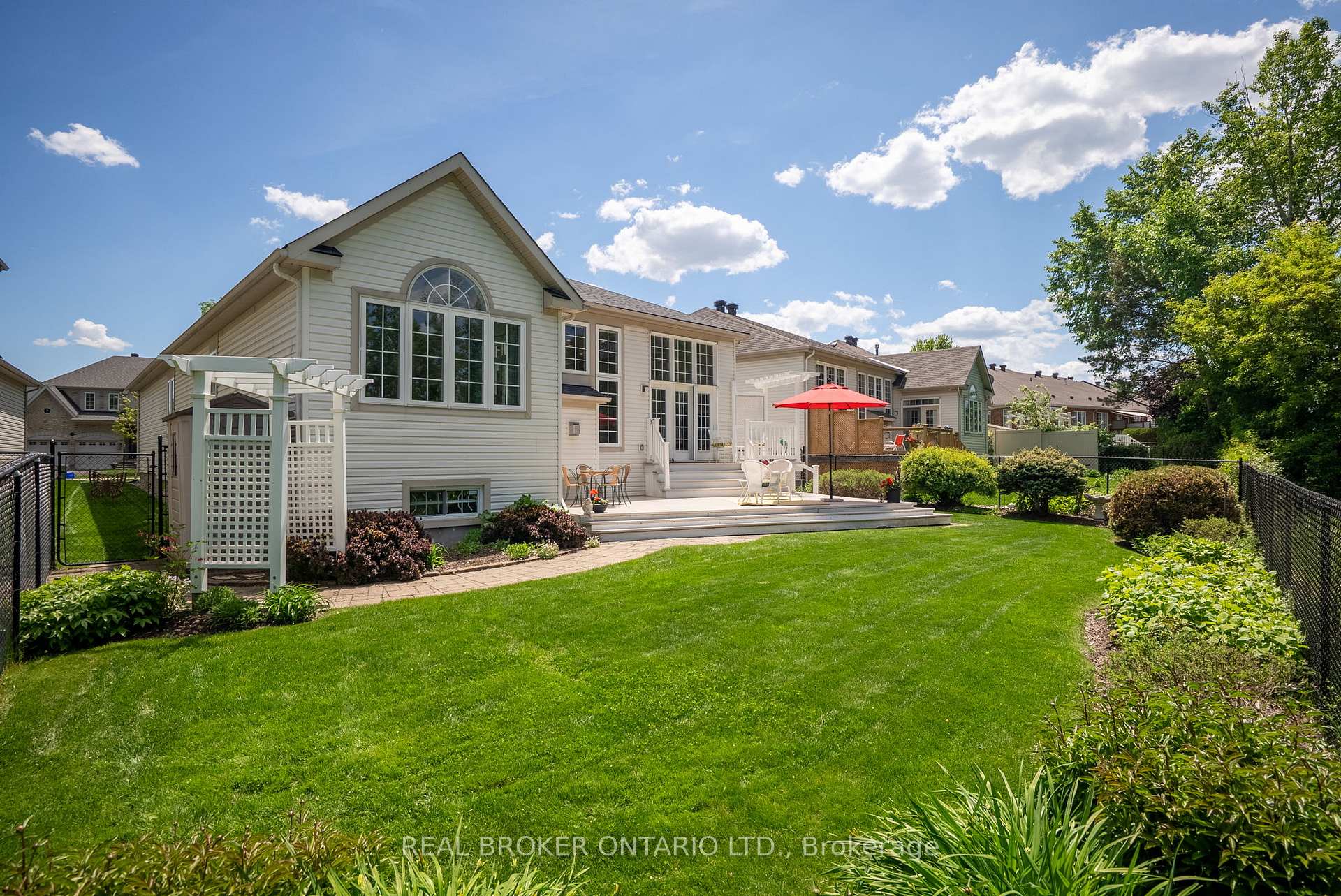 Photo 43 of 306 Calabar Court, Ottawa, Barrhaven - Stonebridge — HOMEH