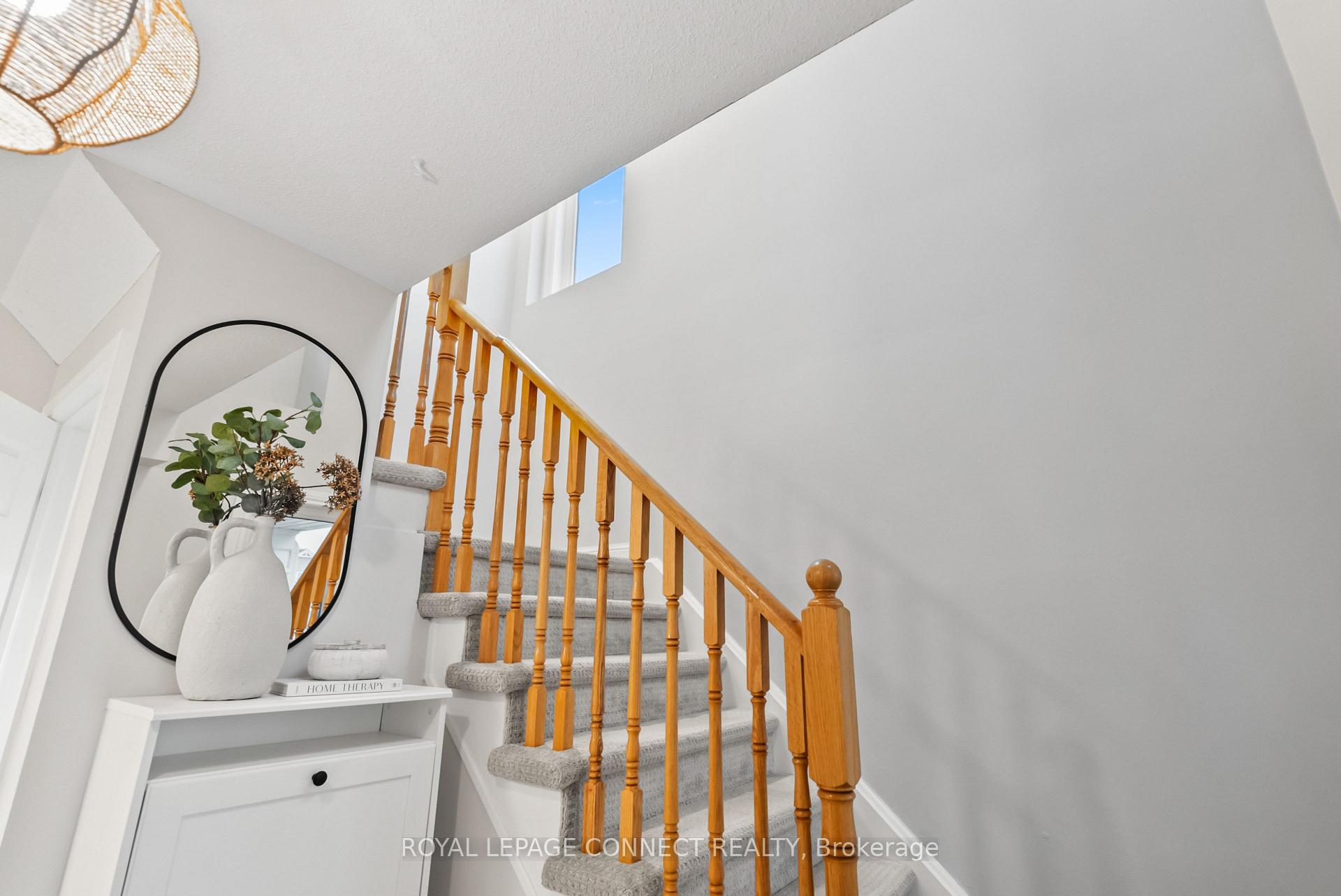 Photo 17 of 49 Childs Court, Clarington, Bowmanville — HOMEH