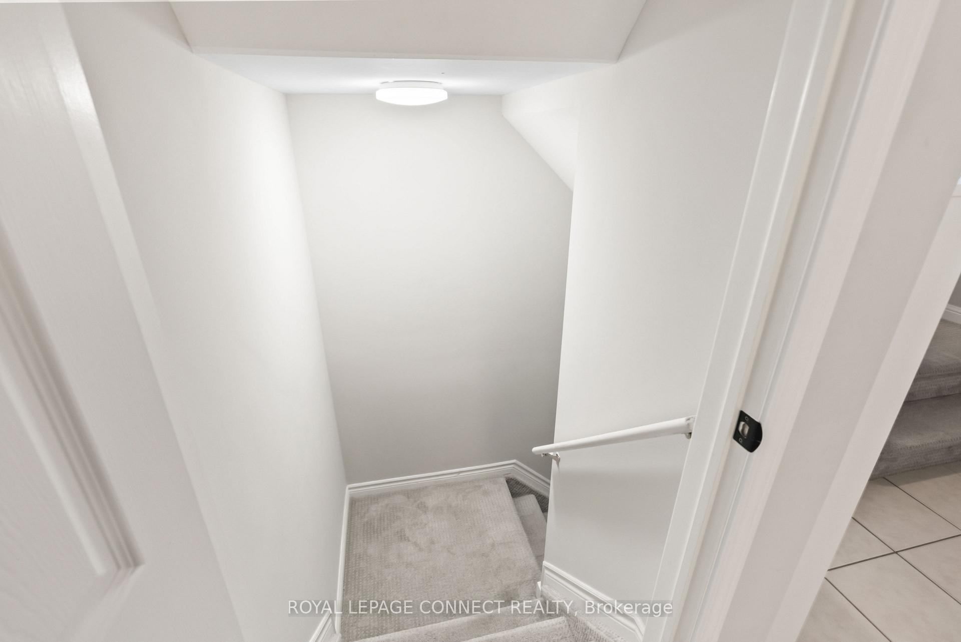 Photo 30 of 49 Childs Court, Clarington, Bowmanville — HOMEH