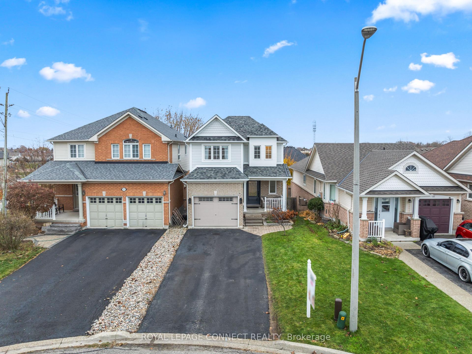 Photo 42 of 49 Childs Court, Clarington, Bowmanville — HOMEH