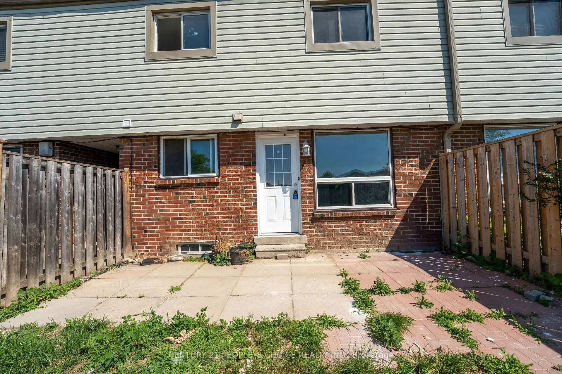 Photo 2 of Unit 35, 120 Nonquon Road, Oshawa, Centennial — HOMEH
