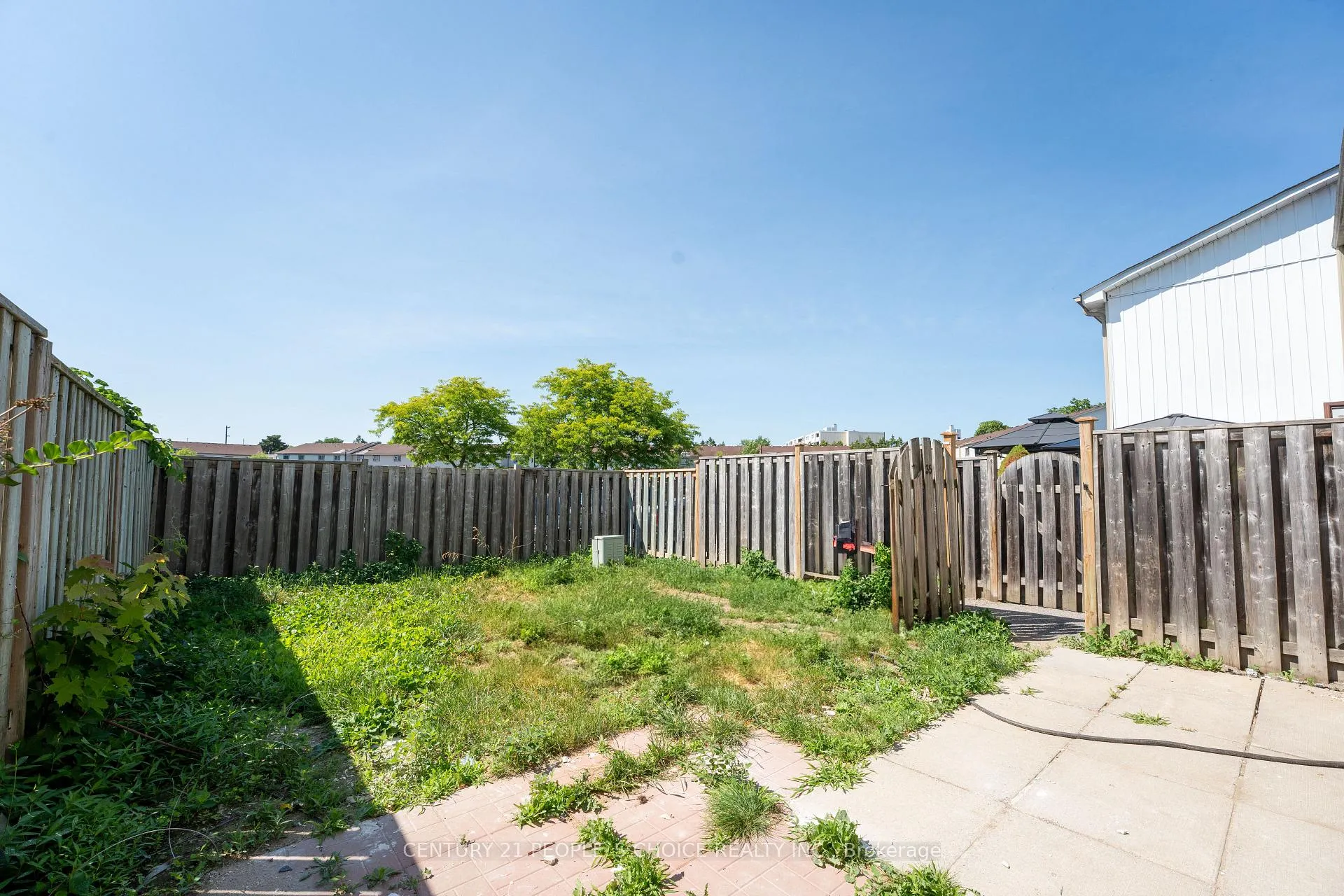 Photo 3 of Unit 35, 120 Nonquon Road, Oshawa, Centennial — HOMEH