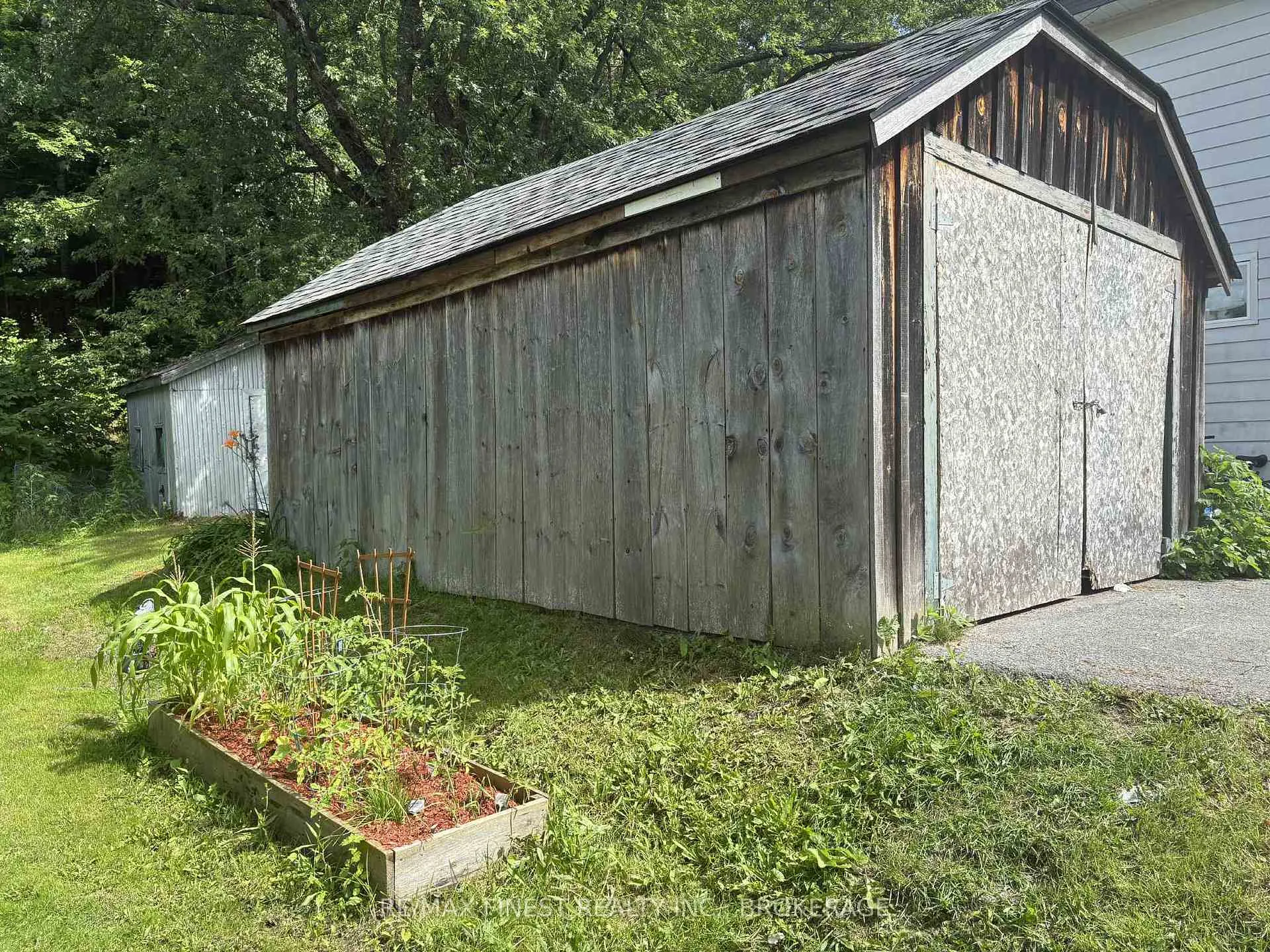 Photo 17 of 1469 Mountain Grove Road, Frontenac, Frontenac Centre — HOMEH