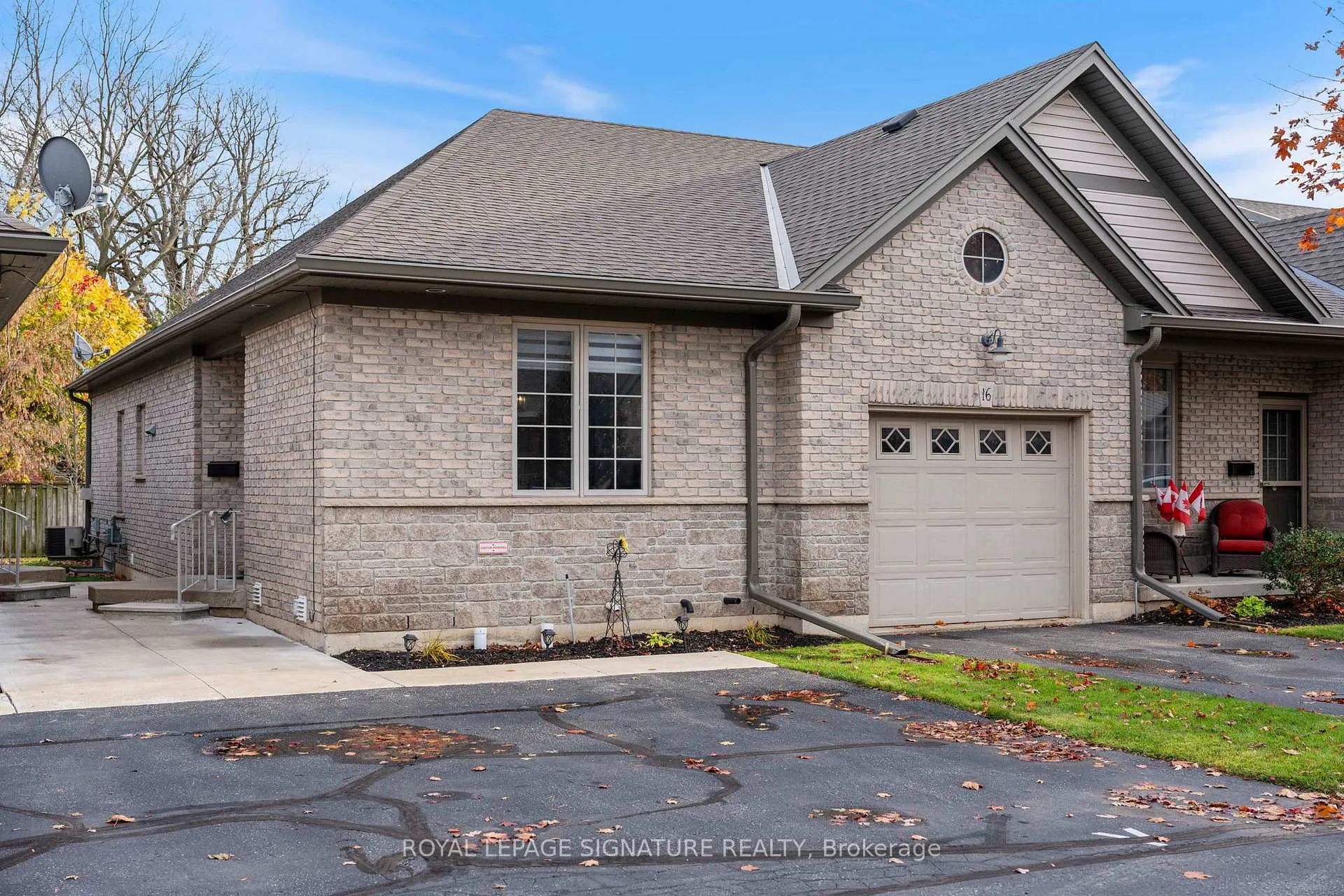Front of Unit 16, 800 Main Street
