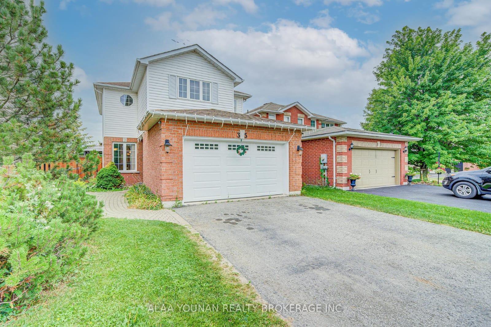 Photo 3 of 35 Nightingale Crescent, Barrie, Painswick South — HOMEH
