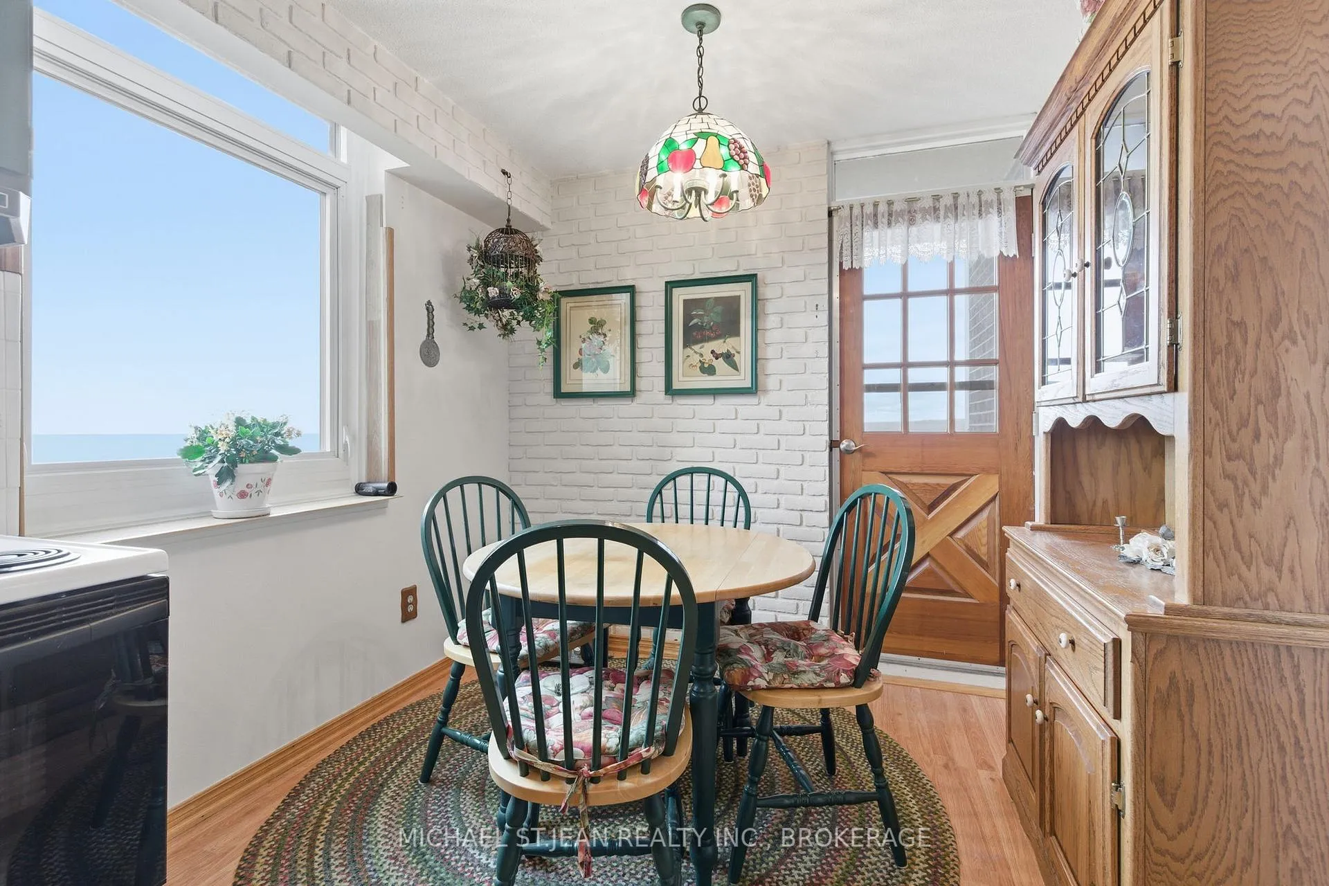 Photo 11 of Unit 1503, 301 Frances Avenue, Hamilton, Lakeshore — HOMEH