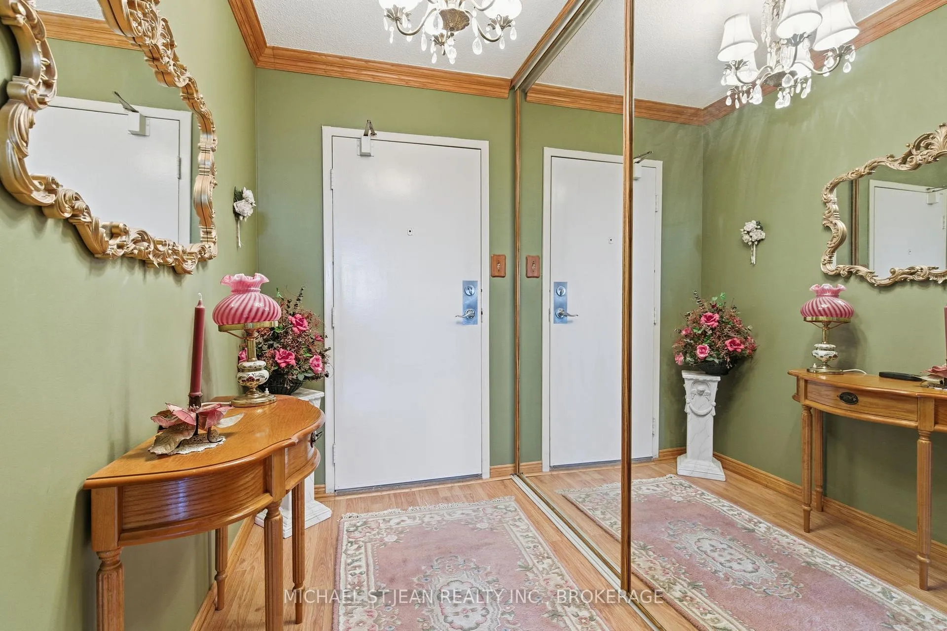 Photo 15 of Unit 1503, 301 Frances Avenue, Hamilton, Lakeshore — HOMEH