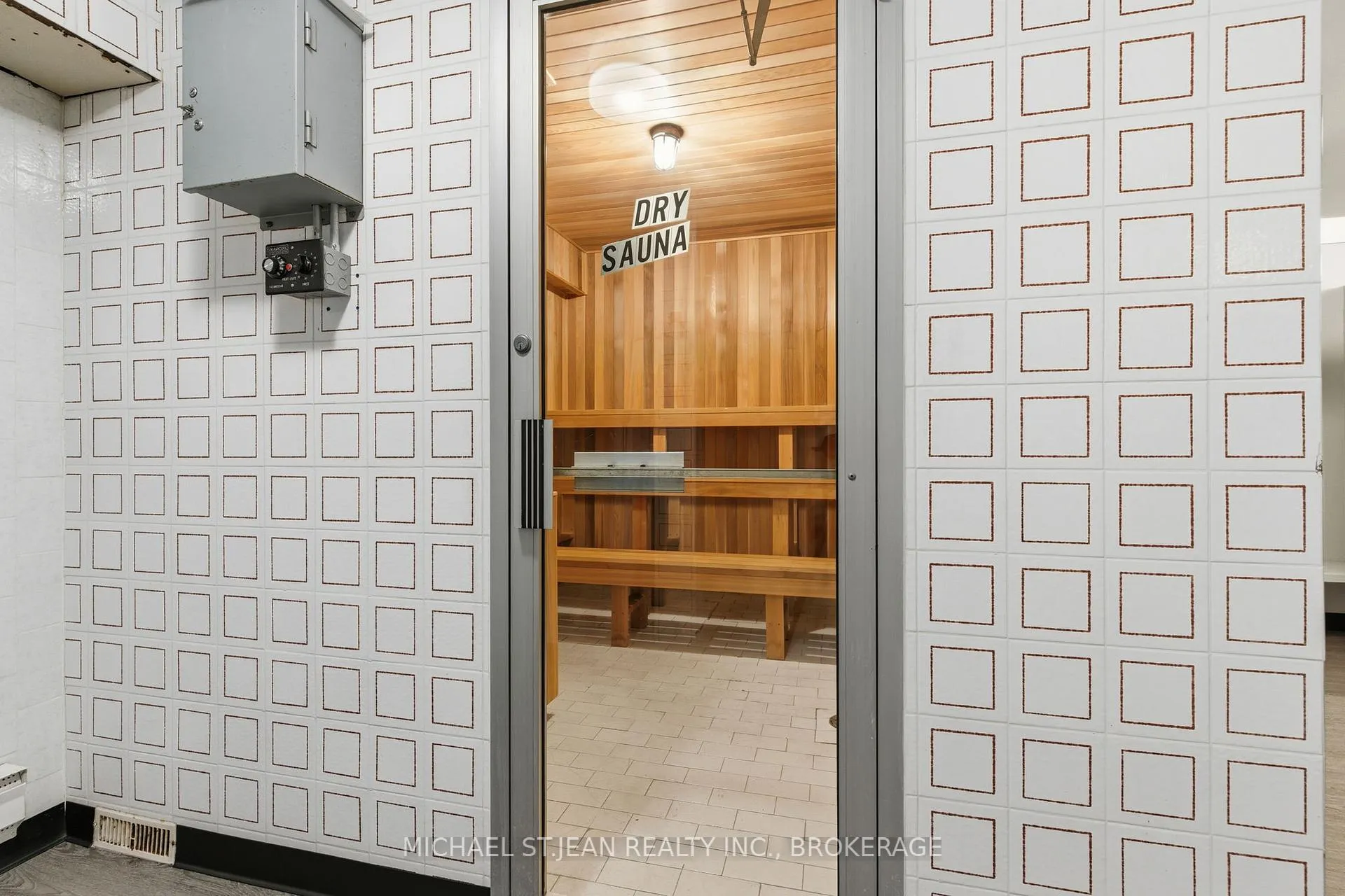 Photo 32 of Unit 1503, 301 Frances Avenue, Hamilton, Lakeshore — HOMEH