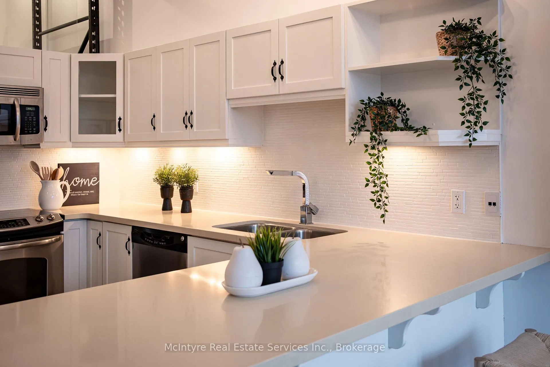 Photo 9 of 76B Cardigan Street, Guelph, Downtown — HOMEH