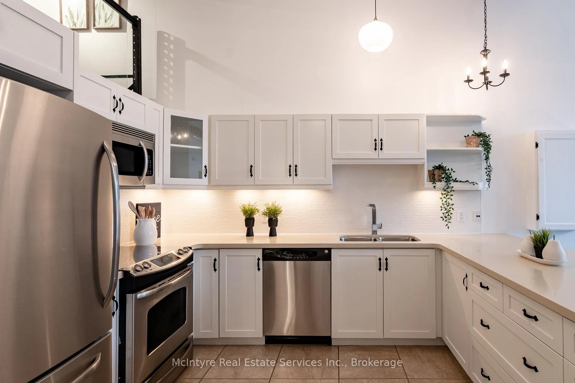Photo 12 of 76B Cardigan Street, Guelph, Downtown — HOMEH