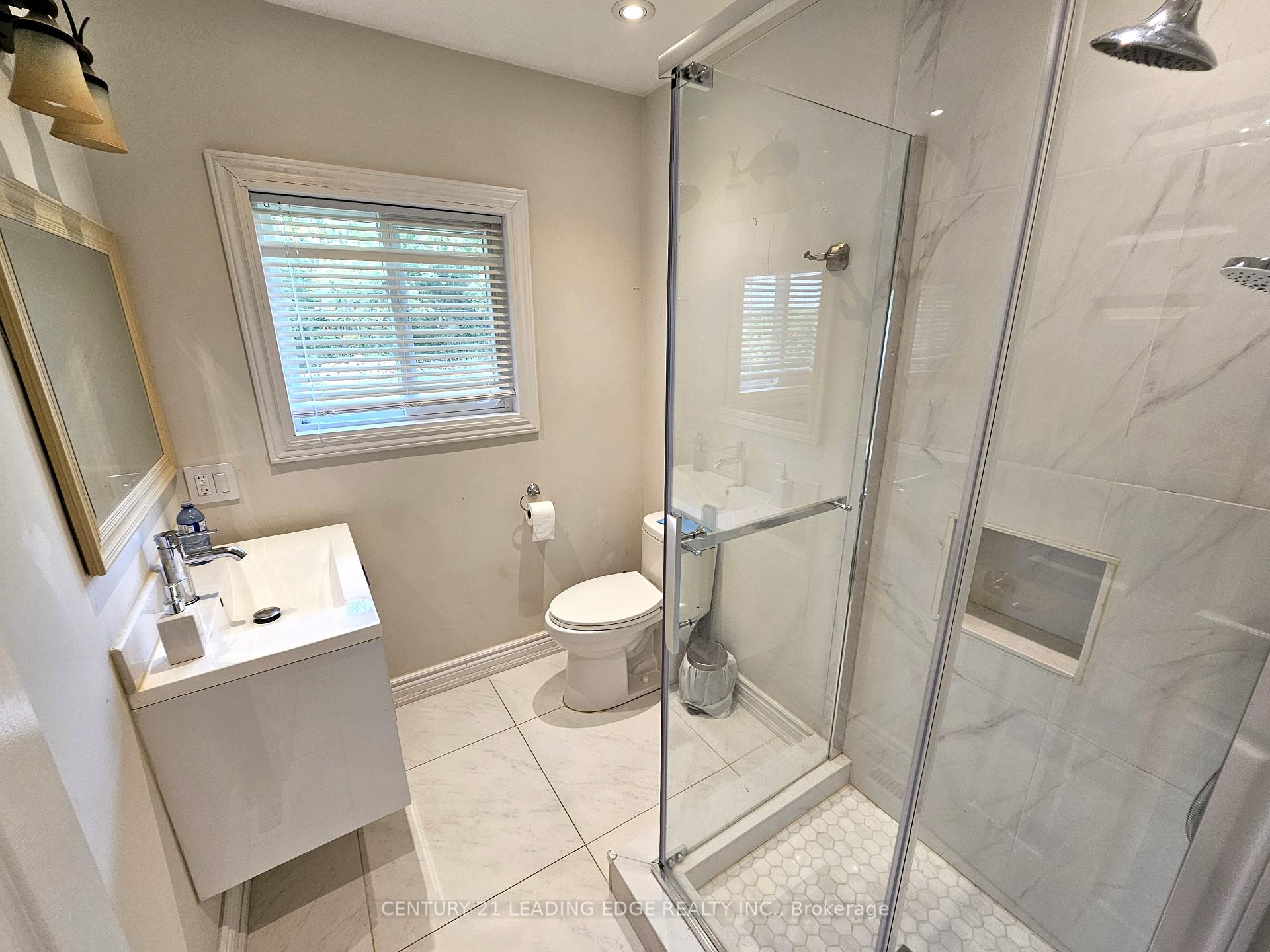 Photo 11 of 828 Norval Road, Georgina, Historic Lakeshore Communities — HOMEH