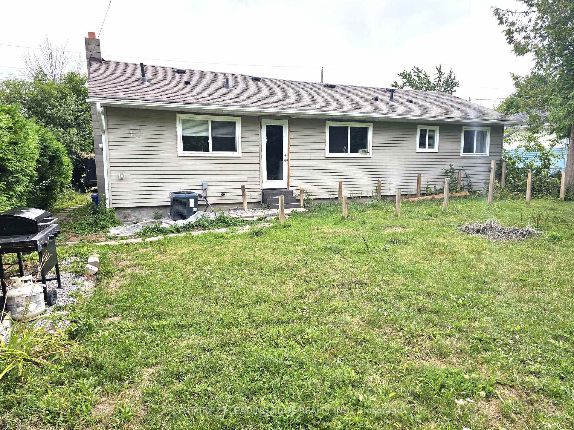 Photo 12 of 828 Norval Road, Georgina, Historic Lakeshore Communities — HOMEH