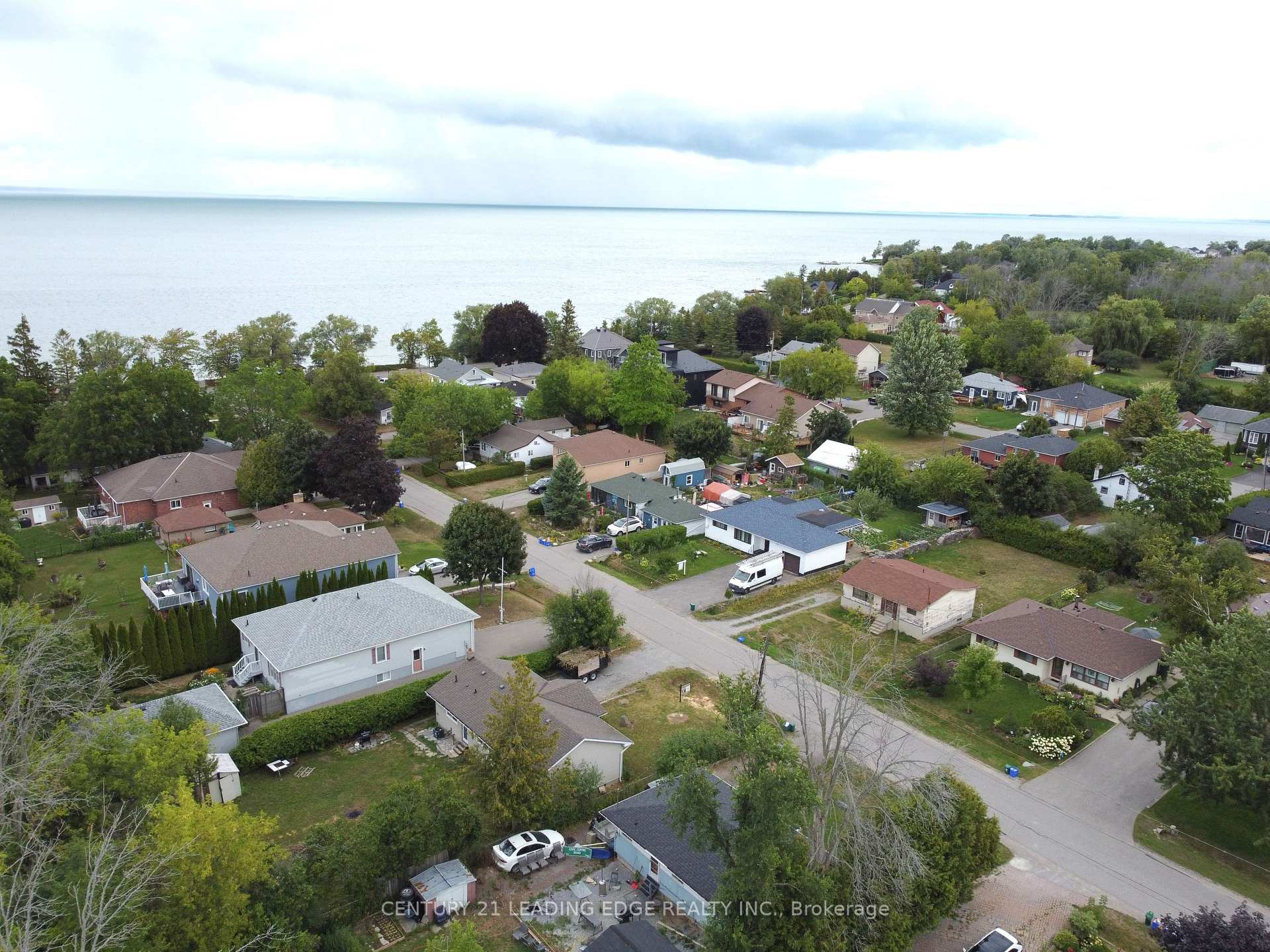 Photo 18 of 828 Norval Road, Georgina, Historic Lakeshore Communities — HOMEH