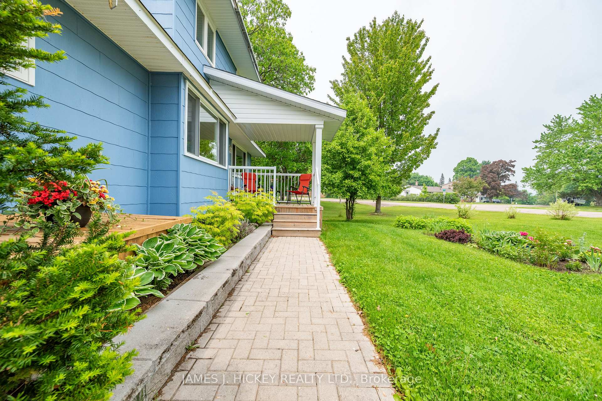 Photo 3 of 8 Mountain View Crescent, Deep River, Deep River — HOMEH