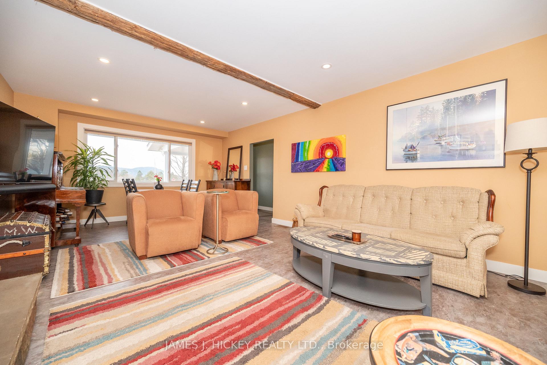 Photo 6 of 8 Mountain View Crescent, Deep River, Deep River — HOMEH