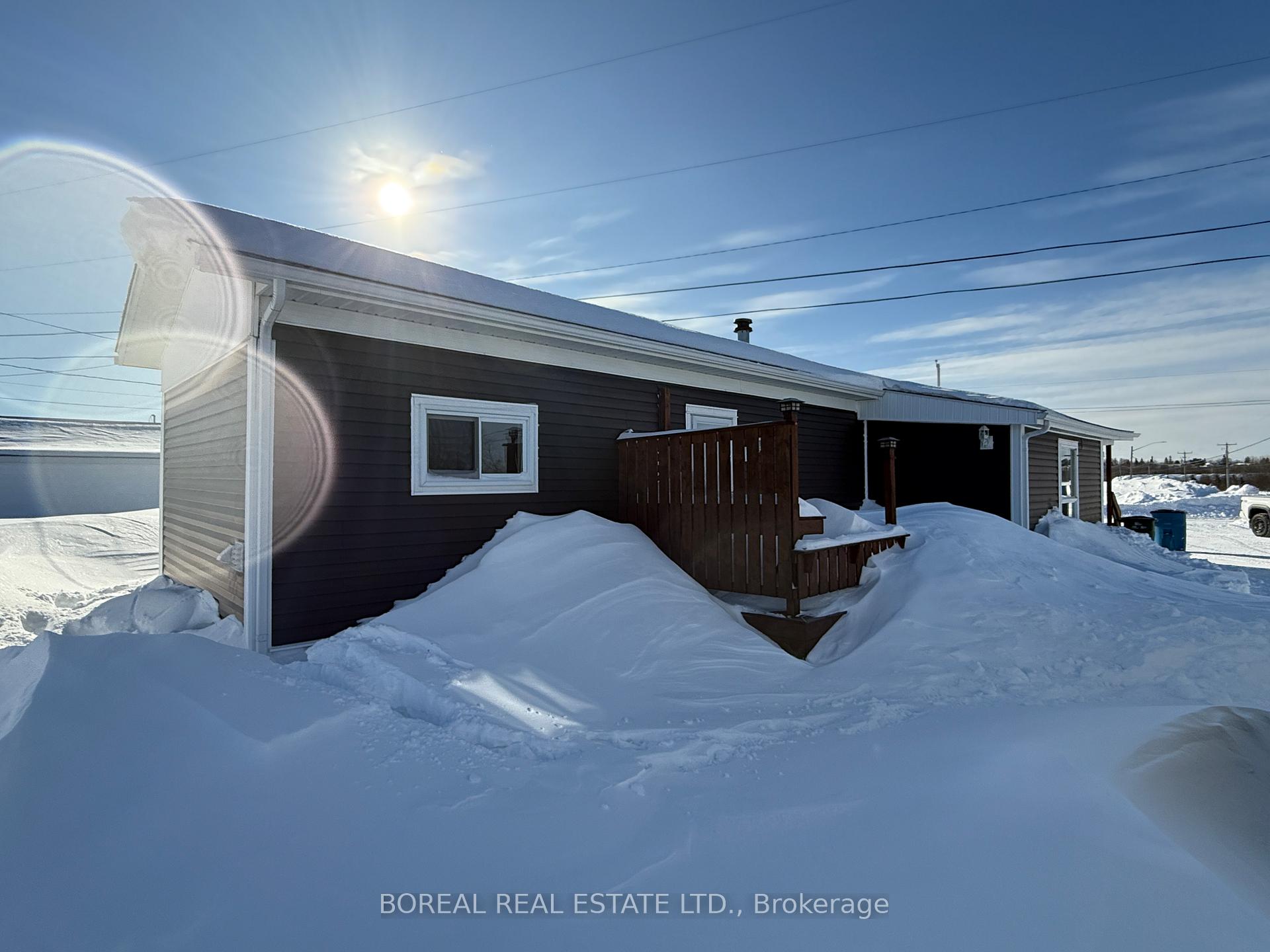Photo 4 of 1 King Street, Cochrane — HOMEH