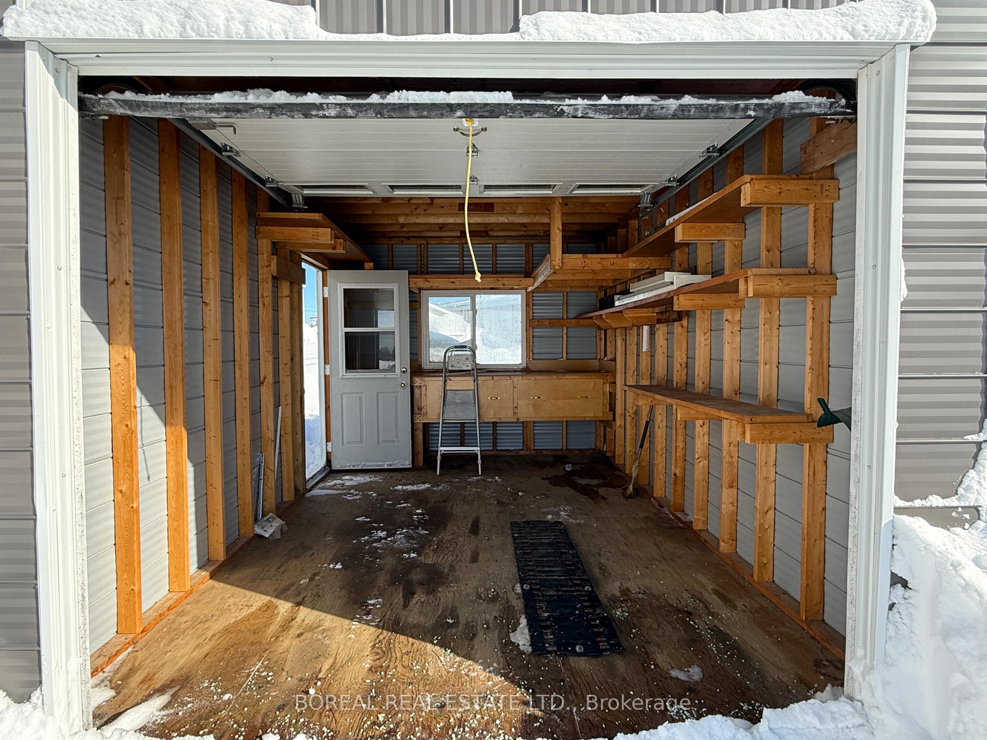 Photo 12 of 1 King Street, Cochrane — HOMEH