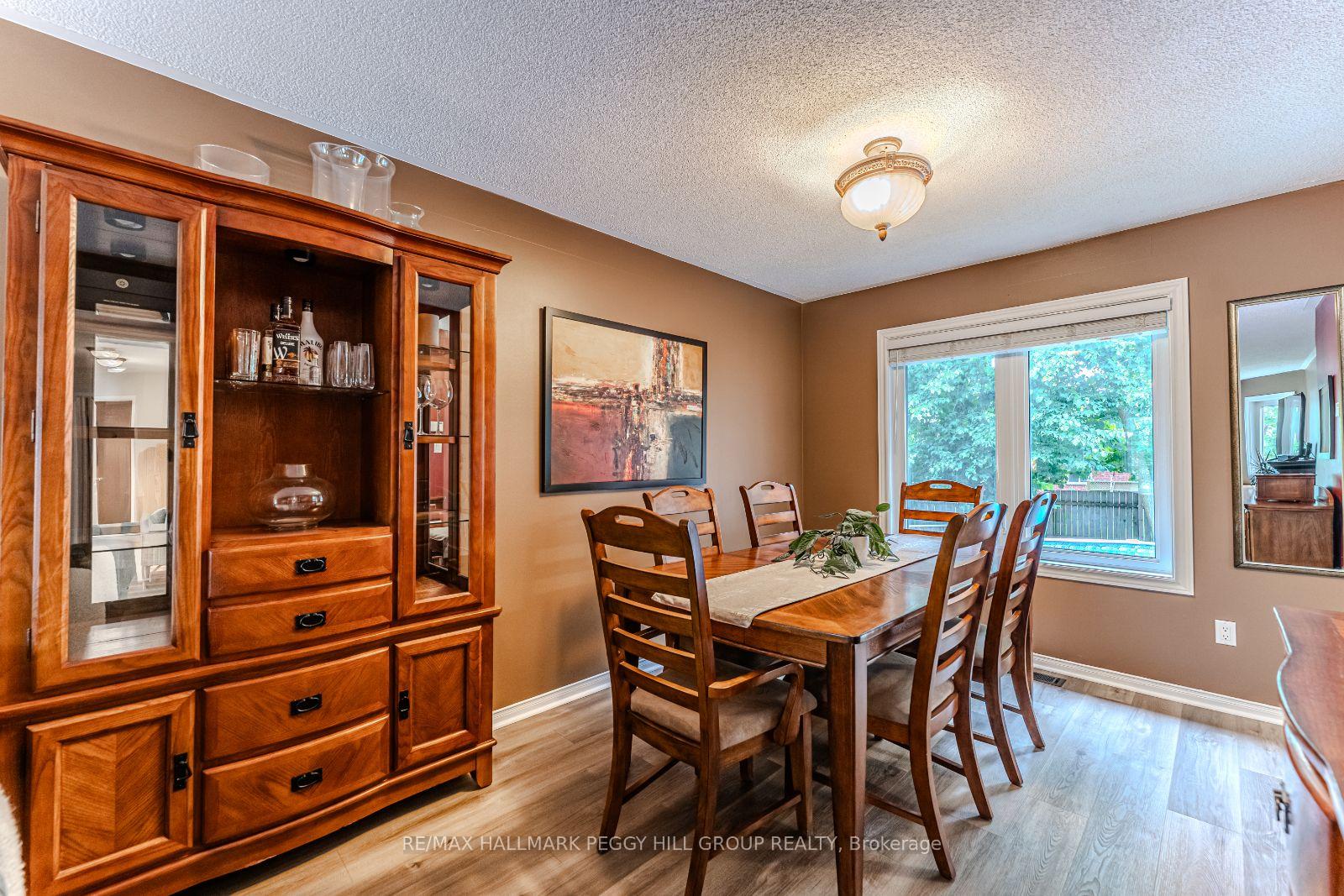Photo 5 of 109 Brown Street, Barrie, Holly — HOMEH