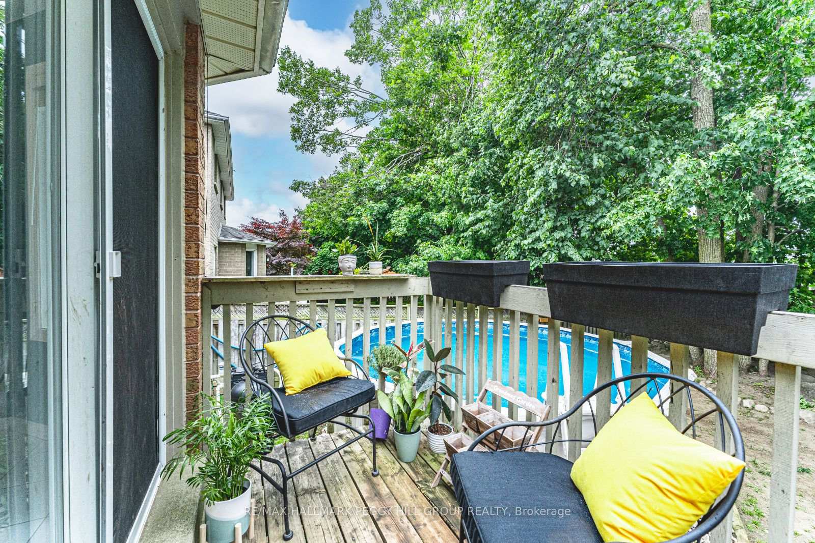 Photo 14 of 109 Brown Street, Barrie, Holly — HOMEH