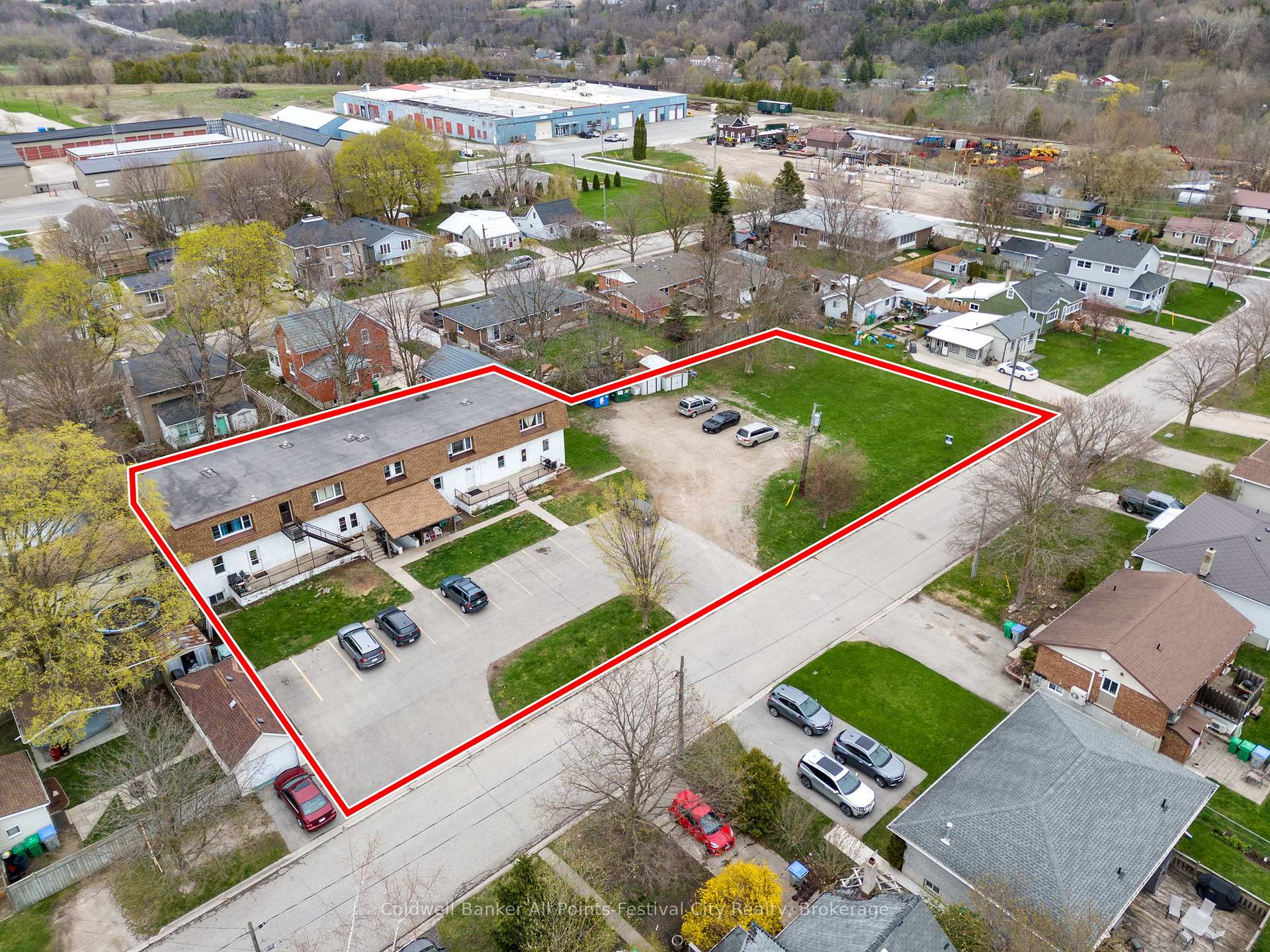 Photo 4 of 151 Bruce Street E, Goderich, Goderich (Town) — HOMEH
