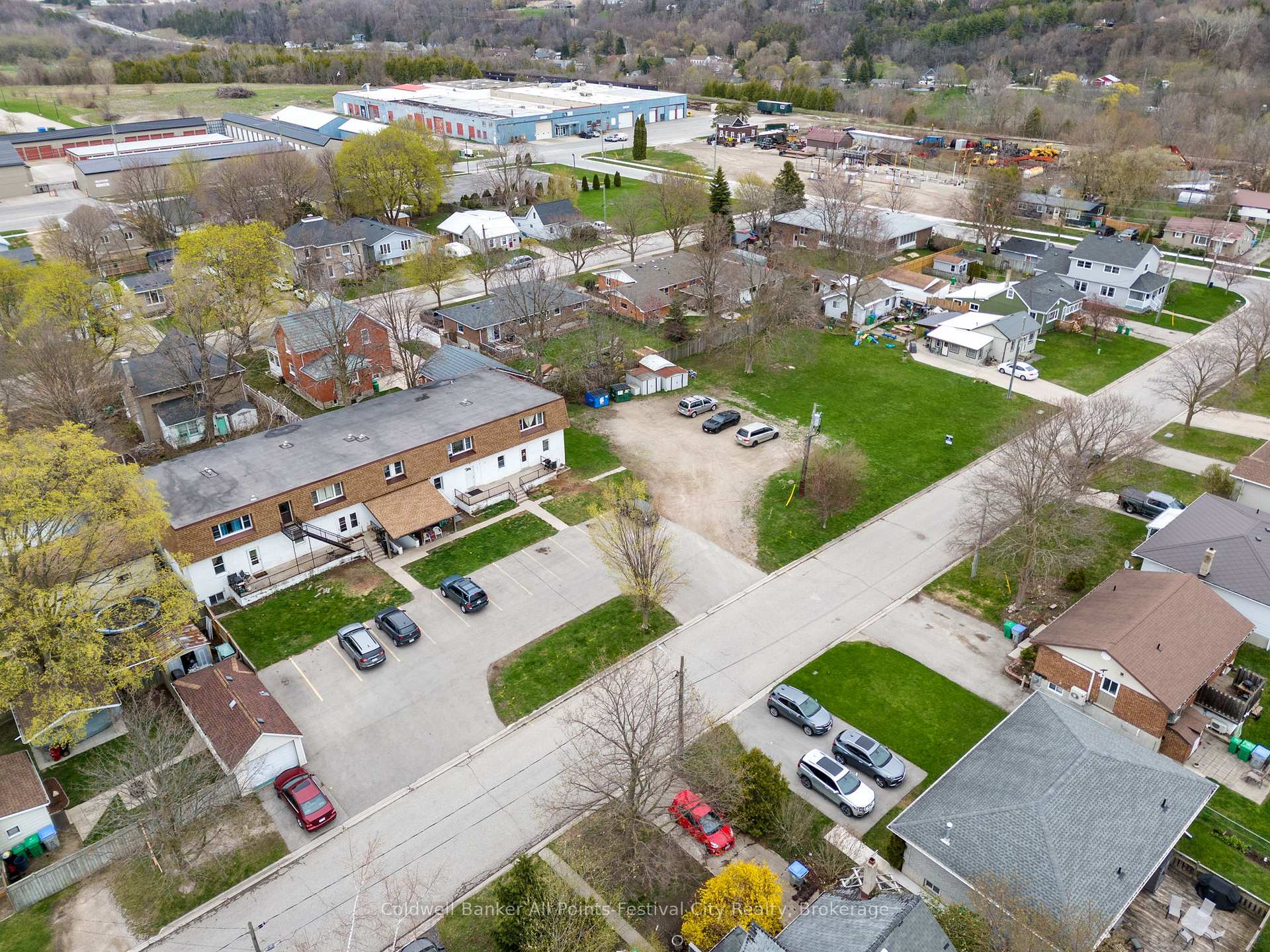 Photo 10 of 151 Bruce Street E, Goderich, Goderich (Town) — HOMEH
