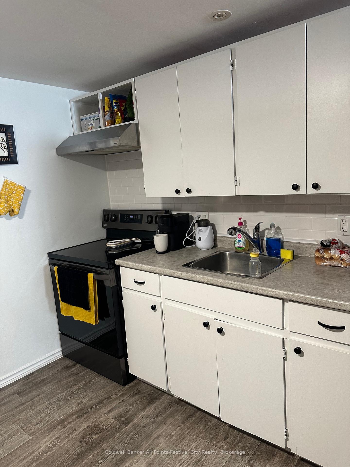 Photo 16 of 151 Bruce Street E, Goderich, Goderich (Town) — HOMEH