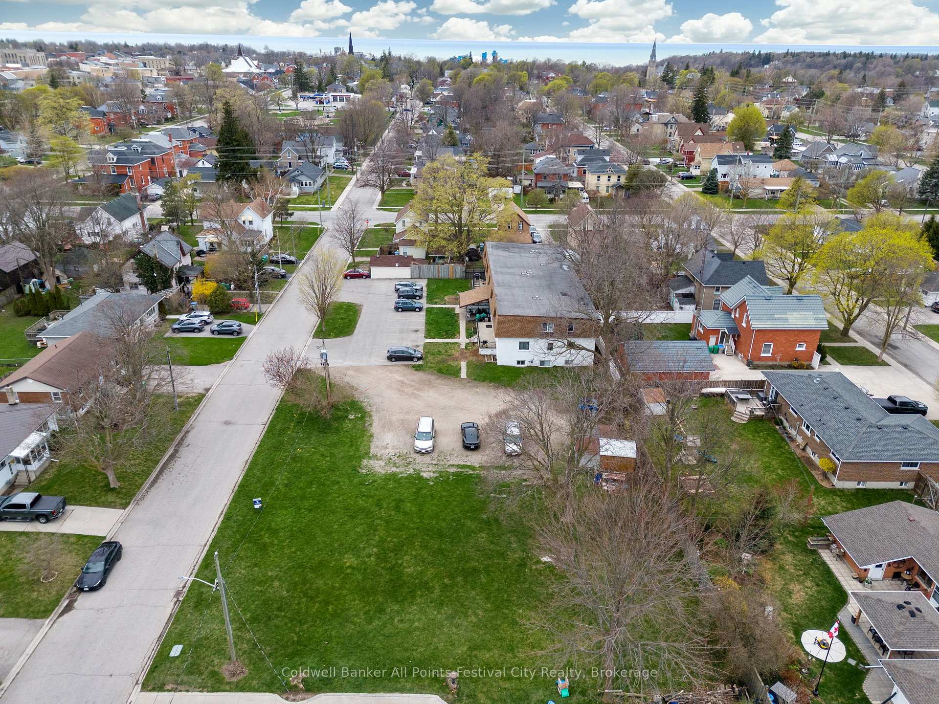 Photo 27 of 151 Bruce Street E, Goderich, Goderich (Town) — HOMEH