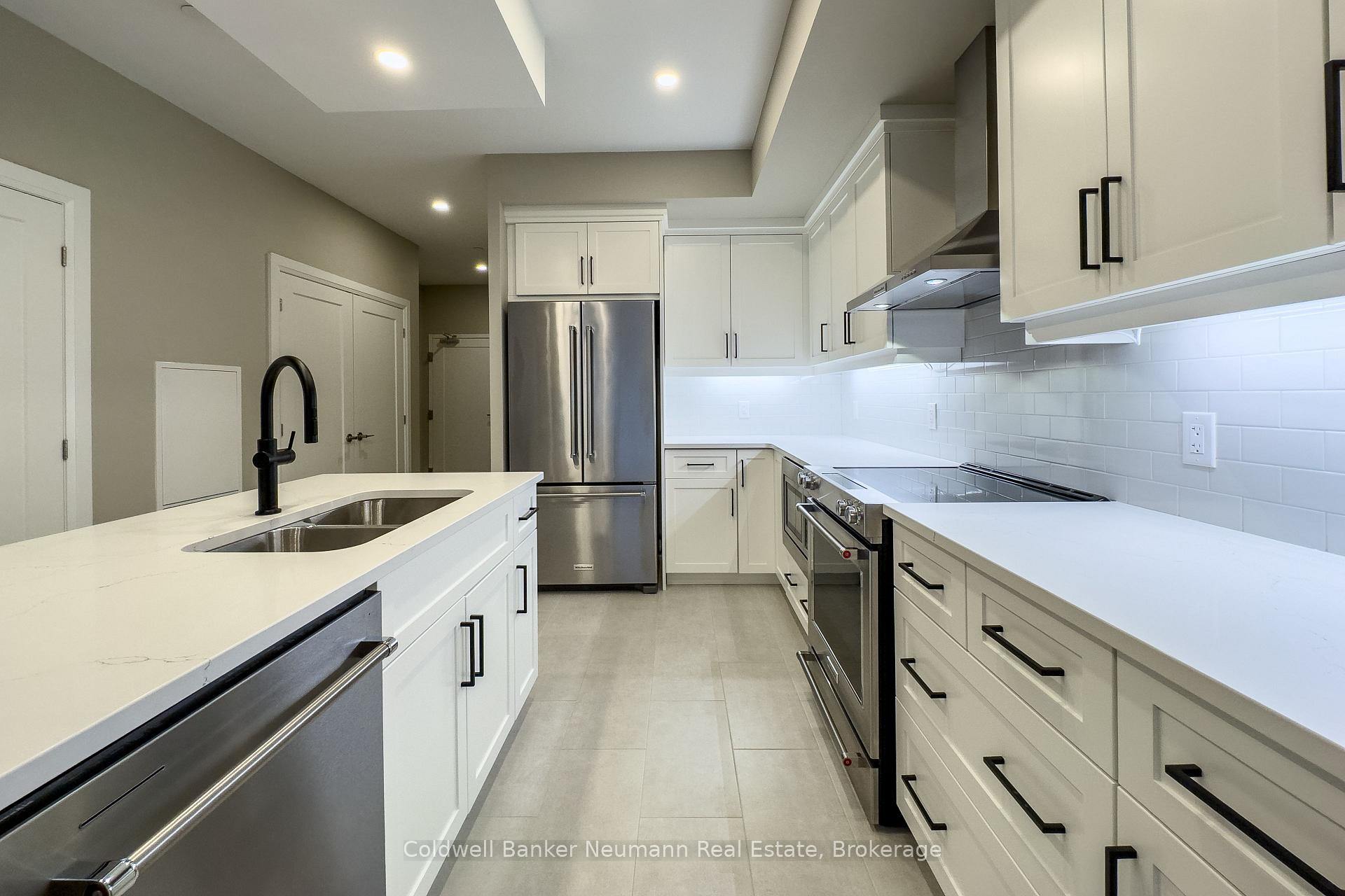 Front of Unit 209, 71 Wyndham Street S