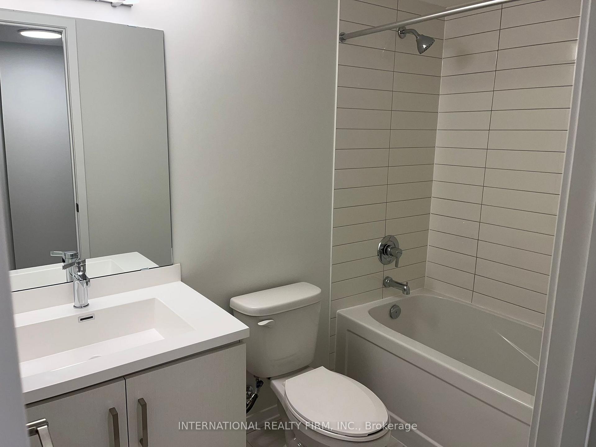 Photo 7 of Unit 267, 150 Honeycrisp Crescent, Vaughan, Vaughan Corporate Centre — HOMEH